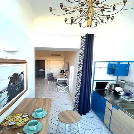 Apartment, 350m From Sandy